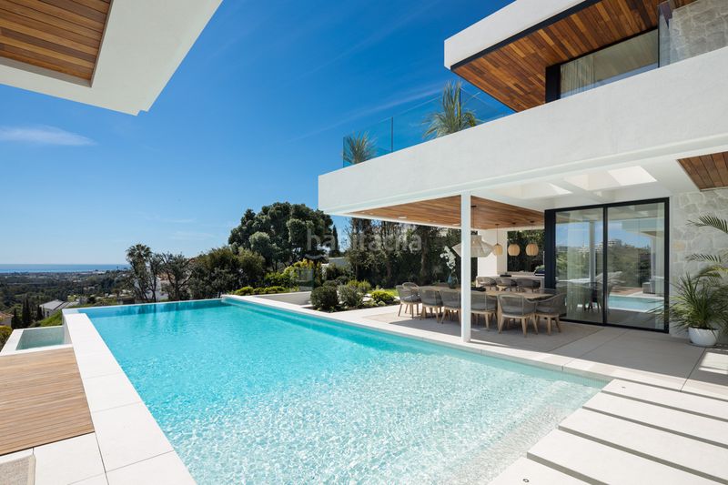 Foto d3bb98f1-b6c5-4a5c-95d2-0b2d3f1d849a. Casa amb aparcament piscina a La Quinta Benahavís