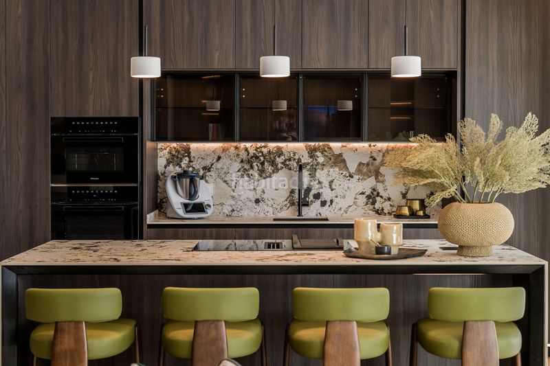 Foto c3e4379b-191a-485b-9bc5-b9cccb55ddb7. Apartament amb aparcament a Río Real Marbella