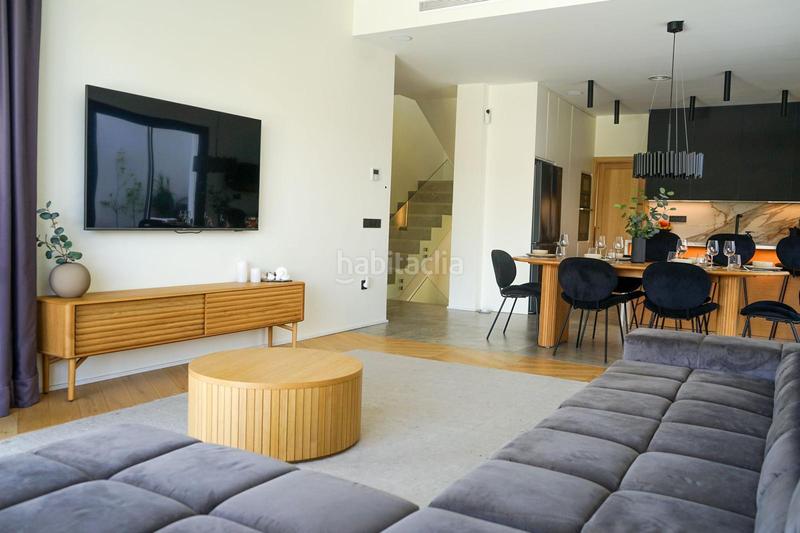 Foto f8c4fb05-f42f-4946-9cb9-1533453c693f. Affitto casa con parcheggio piscina in La Alquería Benahavís