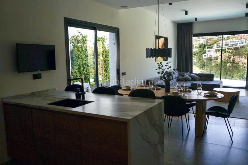 Foto 4f61927c-21e2-4ce0-8b43-981fc18989b8. Alquiler casa villa de lujo de reciente construcción en la alqueria, en Benahavís