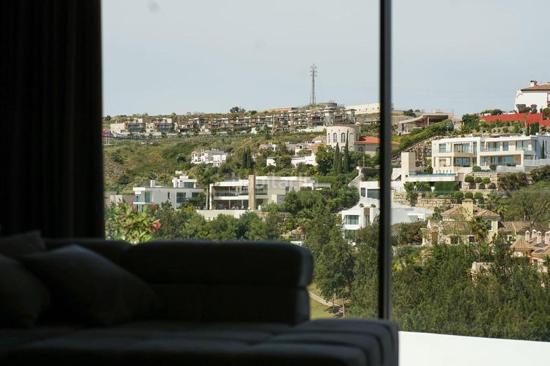 Foto 7e74de33-fe14-4b95-a393-e39967d87caa. Lloguer casa amb aparcament piscina a La Alquería Benahavís