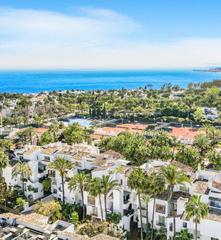 Apartament a Lomas de Marbella Club. Precioso apartamento 2 dormitorios. recien reformado totalmente