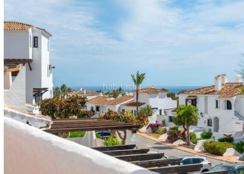 Foto fc91f92a-6af3-490b-99f8-14cb330afaf6. Casa adosada hermoso dúplex en los altos en Alto de los Monteros Marbella