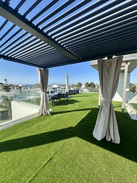 Foto e648ab45-7ed3-4868-91df-1dffe0a0bcc2. Affitto casa con parcheggio piscina in Las Lomas de Río Verde Marbella