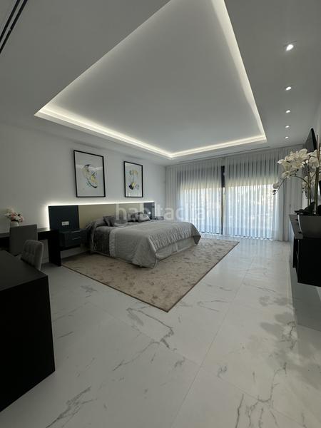 Foto 2969bd3a-f931-42fb-b025-a94a530a7561. Alquiler casa en Las Lomas de Río Verde Marbella