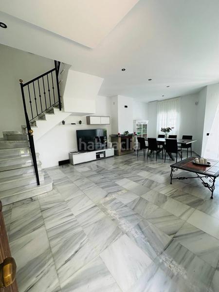 Foto ab5c33a2-7384-42af-a69f-227f47a09129. Location maison jumelée avec chauffage parking piscine dans Marbella