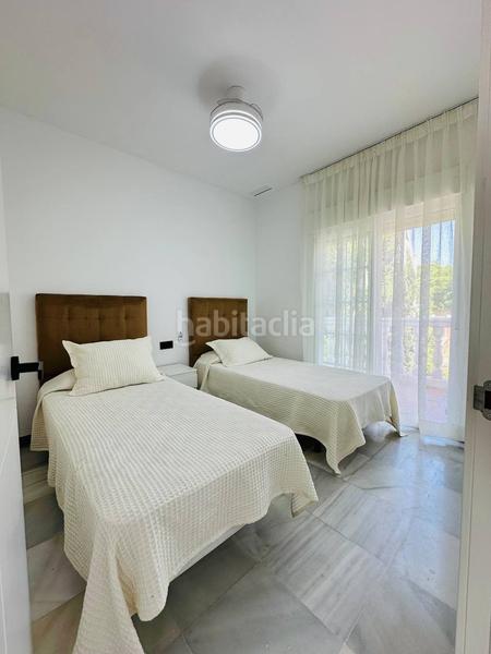 Foto c242b12a-720e-449b-b79d-147a1e60f87e. Location maison jumelée avec chauffage parking piscine dans Marbella