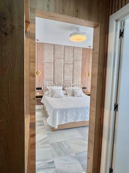 Foto 34cb3adb-3d95-4b23-a164-2de3389d1450. Miete doppelhaus mit heizung parking pool in Las Lomas de Río Verde Marbella