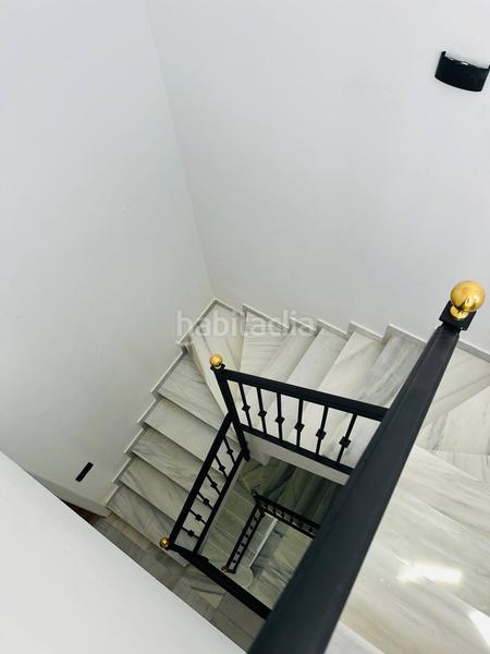 Foto af17a8dc-8b6b-4c85-a788-052ce2b67202. Miete doppelhaus mit heizung parking pool in Las Lomas de Río Verde Marbella