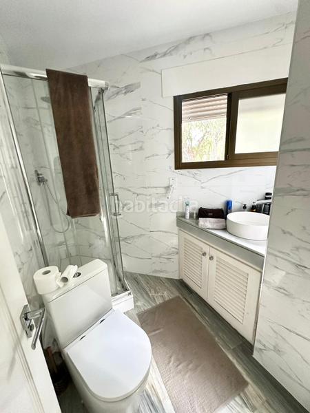 Foto 0ea36e8d-d3e5-4a0b-8e40-43f6a6e77b3f. Piccolo appartamento con piscina in Real de Zaragoza Marbella