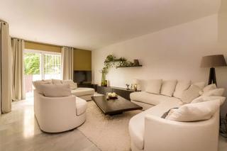 Apartament a Nueva Andalucía centro