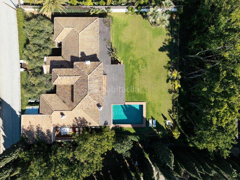 Foto 4a2b35a8-b12f-4261-b132-20666114bbee. Lloguer casa amb aparcament piscina a Sierra Blanca Marbella