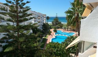 Apartament a Marbesa. Exclusivo apartamento de 4 dormitorios en primera línea de playa