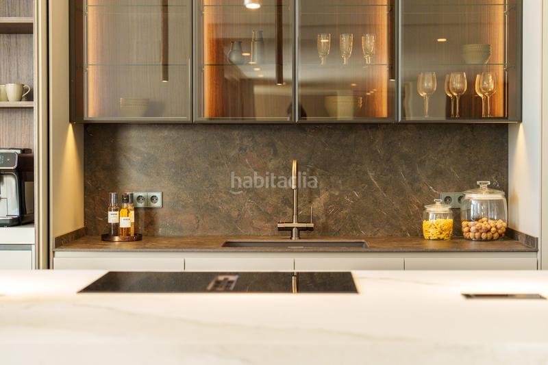 Foto 2fb3aa6b-5414-4061-93e4-8ccd1bbf2921. Casa con parcheggio piscina in Sierra Blanca Marbella