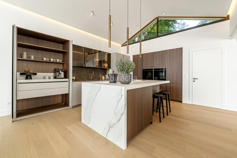 Foto 706a44cc-deed-4aec-a61a-d6dbefade5b0. Casa con parcheggio piscina in Sierra Blanca Marbella