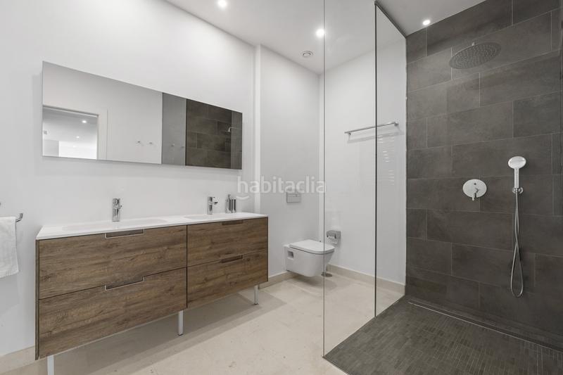 Foto ac2b5177-3c91-495d-a07f-2999d75d3a85. Casa amb aparcament piscina a Cabopino - Artola Marbella