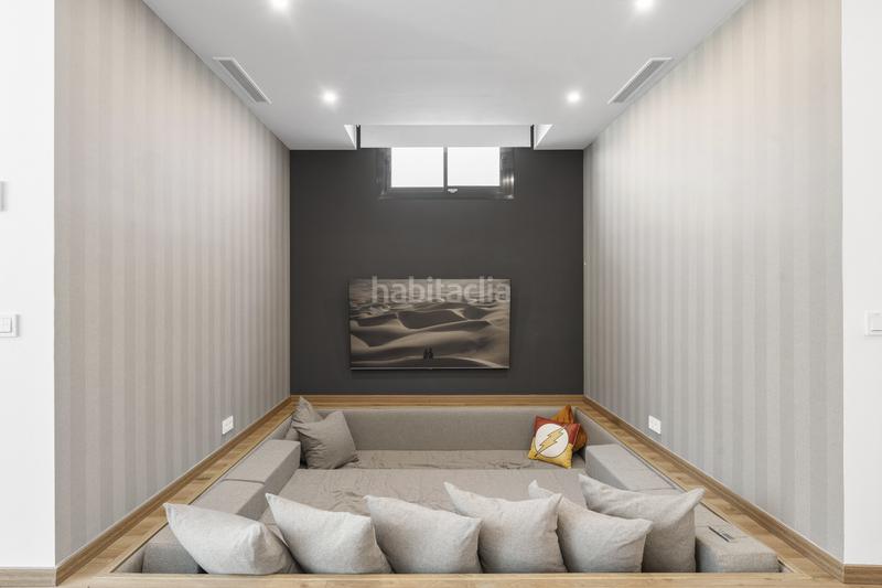 Foto fcbd0081-e916-4c3b-a54c-296ae855be98. Casa amb aparcament piscina a Cabopino - Artola Marbella