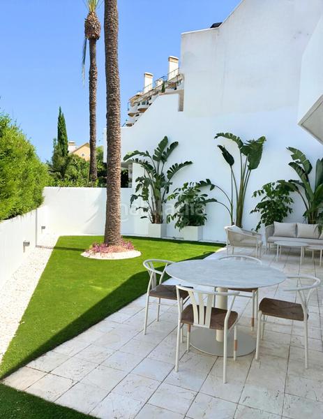 Foto 121194ed-7c66-4ef5-a737-7c992363ffef. Piano terra con piscina in Nueva Andalucía centro Marbella