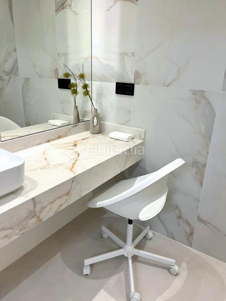 Foto 3dc0418c-f79d-4eaa-8caf-68ab144001de. Piano terra con piscina in Nueva Andalucía centro Marbella