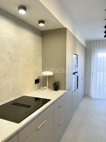 Foto 9fe97ab1-cf4d-499e-bb50-7b6431aba3ae. Piano terra con piscina in Nueva Andalucía centro Marbella