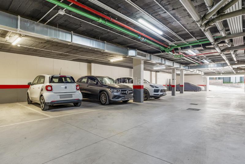 Foto cb00c372-8cf9-43aa-ae6f-87f06775d4d7. Àtic amb aparcament piscina a La Concha - Resina Golf Estepona