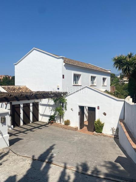 Foto 3c5011ac-4828-4ab0-992b-a522a7bcdd65. Casa con parcheggio piscina in Elviria Marbella