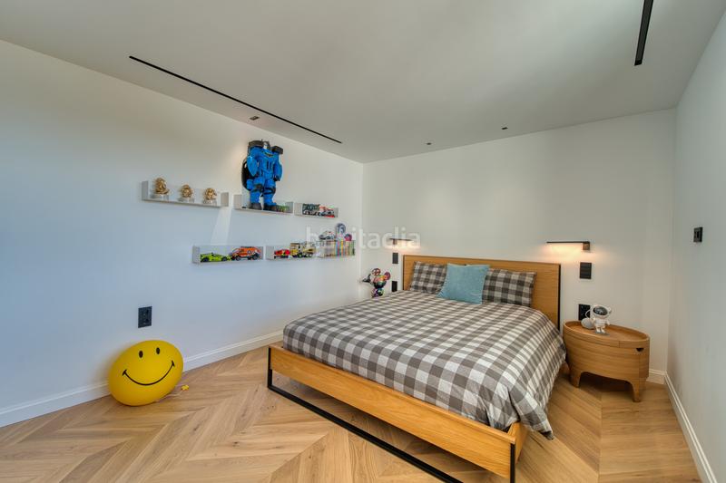 Foto 1940969d-2ef4-48f2-b72e-bbb5f1a00640. Dúplex amb calefacció aparcament piscina a Río Real Marbella