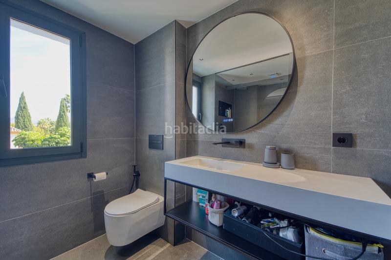 Foto 1d5ef45c-51ac-4077-bc46-f0c803c383a6. Dúplex amb calefacció aparcament piscina a Río Real Marbella