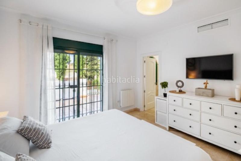 Foto 020103e9-8229-4032-ba3c-bcd7ebdd5eb4. Casa adossada amb piscina a Nagüeles Alto Marbella