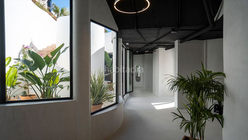 Foto b8a08c48-1a31-45fd-9477-23424fcff5db. Planta baixa amb aparcament piscina a Los Naranjos Marbella