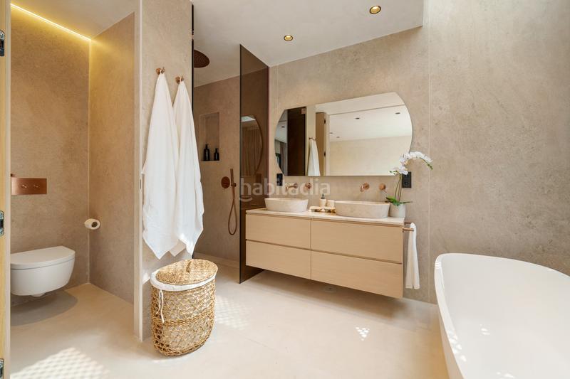 Foto 06b41d68-d9c9-4eb6-9726-1fc75c57adc4. Casa a schiera con parcheggio piscina in lomas de Marbella club Marbella