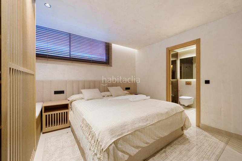 Foto 1dbc0d44-5b23-41fc-9e71-2c1913382880. Casa a schiera con parcheggio piscina in lomas de Marbella club Marbella