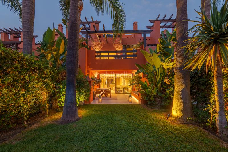 Foto 4568b5b6-7a85-4e53-8aa6-76b883175c69. Casa a schiera con parcheggio piscina in lomas de Marbella club Marbella