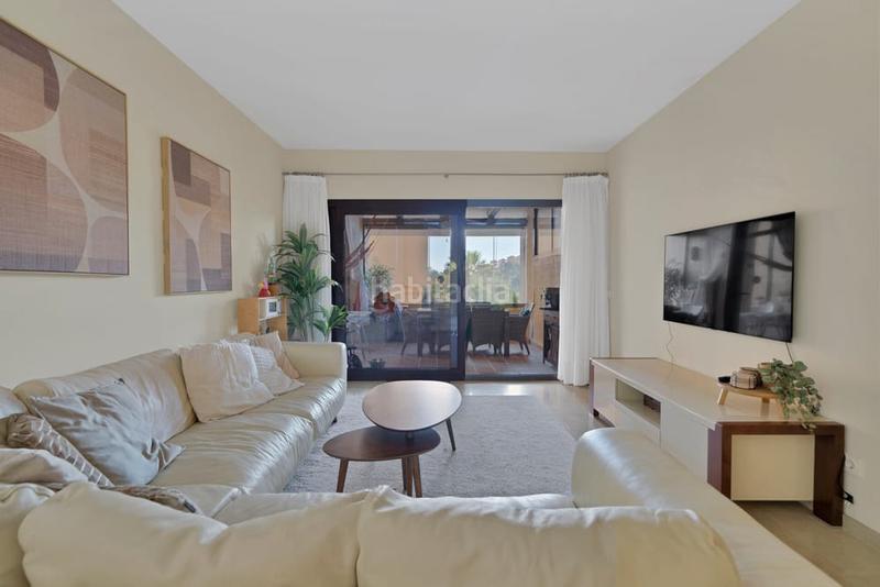 Foto 33076140-db54-4e6d-bc9a-9a04dce65579. Rez-de-chaussée avec chauffage parking piscine dans Manilva