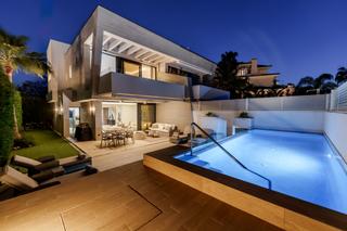 Maison jumelée à Puerto Banús. Marbella  puerto banús, marbella azure 7