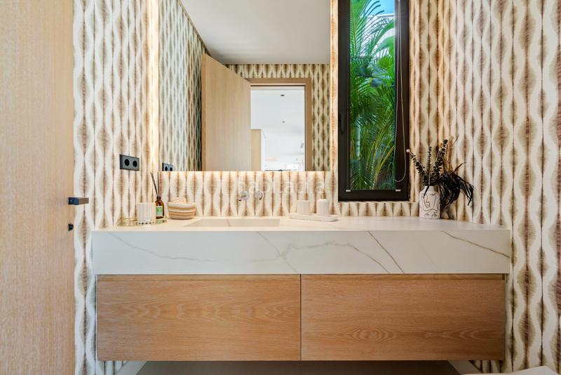 Foto adc529f4-46cc-4ce8-a606-43dfcda827b9. Casa amb aparcament piscina a Nueva Alcántara Marbella