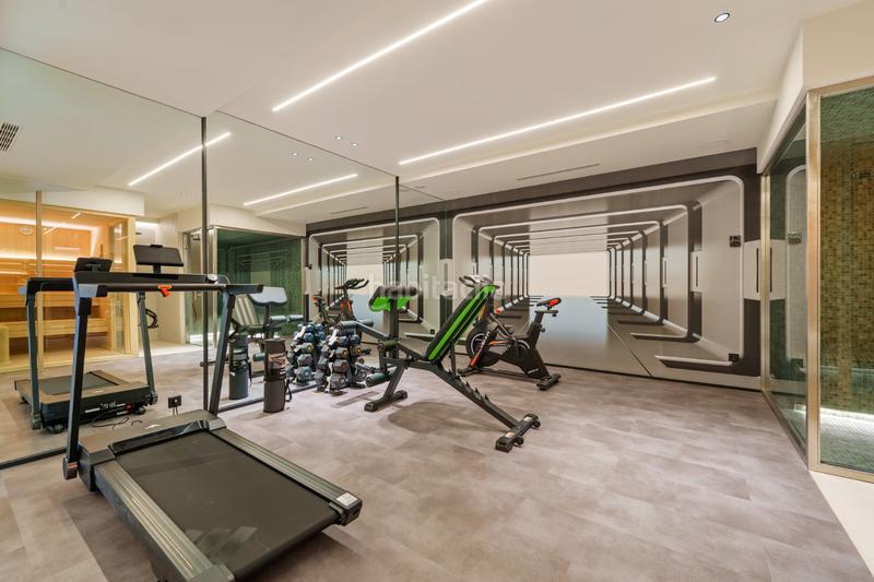 Foto d63a10cf-fc34-4885-8ddc-8eedebe620fc. Casa amb aparcament piscina a Nueva Alcántara Marbella