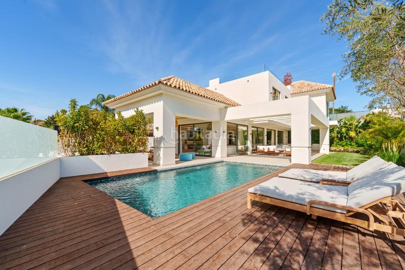 Foto ebe479cb-bf0e-4002-8db2-91635dc00547. Casa amb aparcament piscina a Nueva Alcántara Marbella