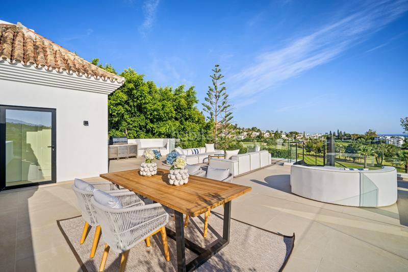 Foto 7f8d7561-9178-4c52-a9f8-944d381fa4c1. Casa con parcheggio piscina in Los Naranjos Marbella