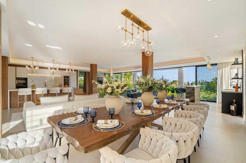 Foto 991c8a53-bf10-4f93-9c9e-af7b0c545160. Casa con parcheggio piscina in Los Naranjos Marbella