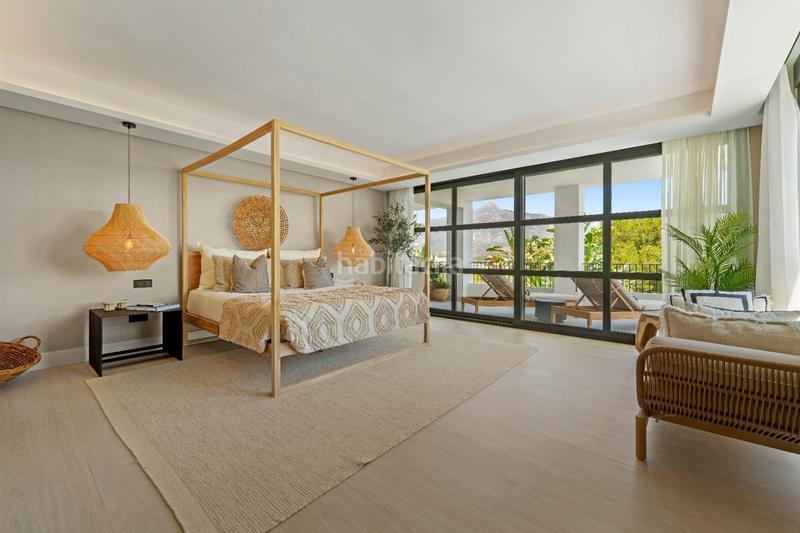 Foto f102f5c9-acf7-4709-b32b-0098a8e0586d. Casa con parcheggio piscina in Las Brisas Marbella