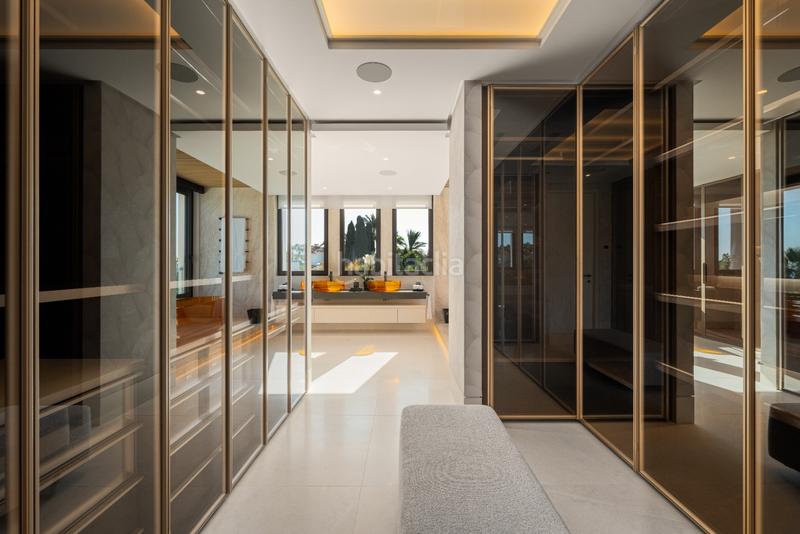 Foto e5d818a1-579a-46f9-bec4-232ae64c35da. Casa con parcheggio piscina in Nagüeles Alto Marbella