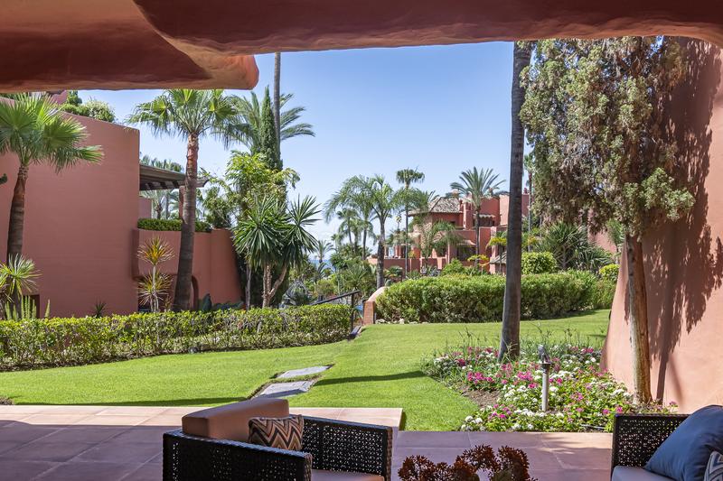 Foto 834e48fa-e5c3-494d-9020-6d9ba0a490bb. Ground floor with parking pool in Guadalmansa Estepona