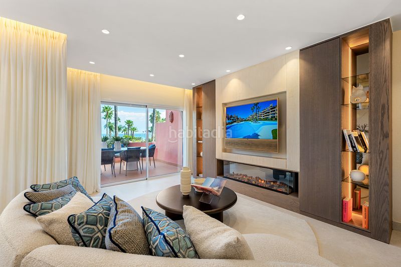 Foto 21b81f15-3940-42c5-b313-6f3ab97b788b. Apartamento exclusivo apartamento de lujo totalmente renovado junto al mar con amplia terraza, acabados premium y excelentes instalaciones en en Estepona