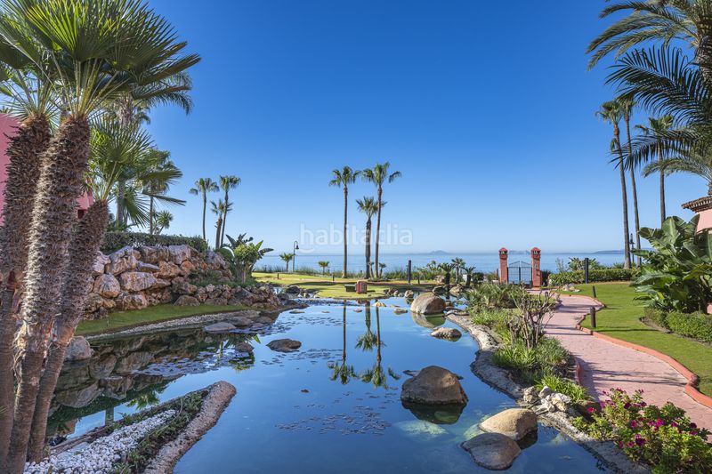 Foto aeb2f647-4e66-48b9-904c-056026cd139b. Apartamento exclusivo apartamento de lujo totalmente renovado junto al mar con amplia terraza, acabados premium y excelentes instalaciones en en Estepona