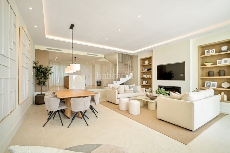 Foto f6b810e9-ab19-4b45-8158-db106dccbbb0. Casa adossada amb aparcament piscina a La Quinta Benahavís