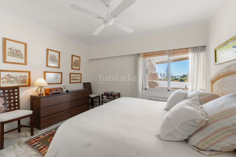 Foto 0d351e6d-5aa7-46fc-8ba6-08fecb68f3e4. Apartament amb calefacció aparcament piscina a Guadalmina Baja Marbella