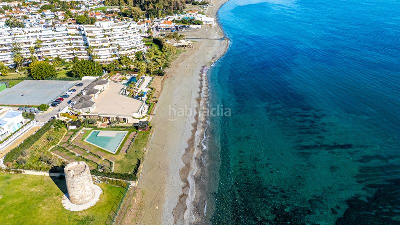 Foto d47a1ca7-599b-4e5c-9d6b-f68d2c18dfe6. Apartament amb calefacció aparcament piscina a Guadalmina Baja Marbella
