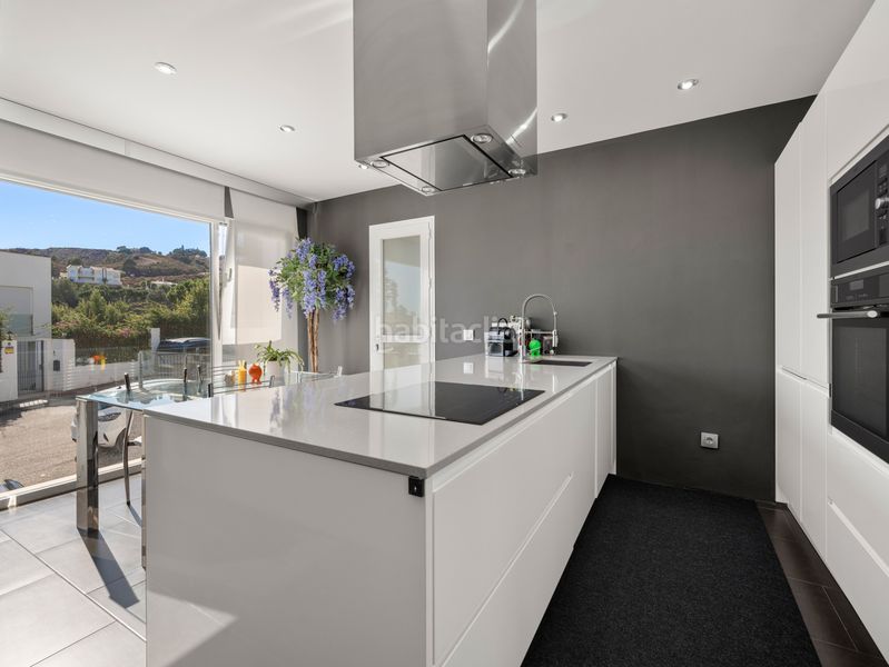 Foto 1242e4dc-acf8-4b94-8091-9803ca02614b. Casa amb calefacció aparcament piscina a La Cala Golf - Lagar Martell Mijas