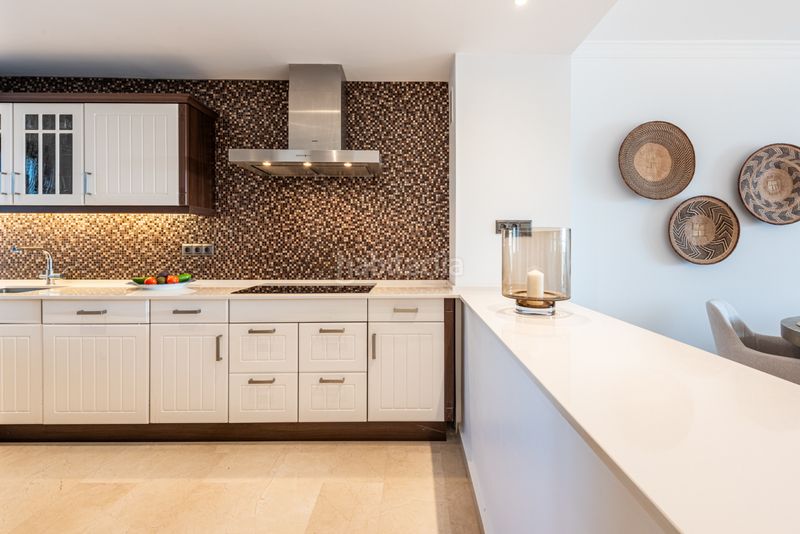 Foto 161dc9a1-2712-4db3-a1ca-03eb63bcdb81. Apartament amb aparcament piscina a Nueva Andalucía centro Marbella